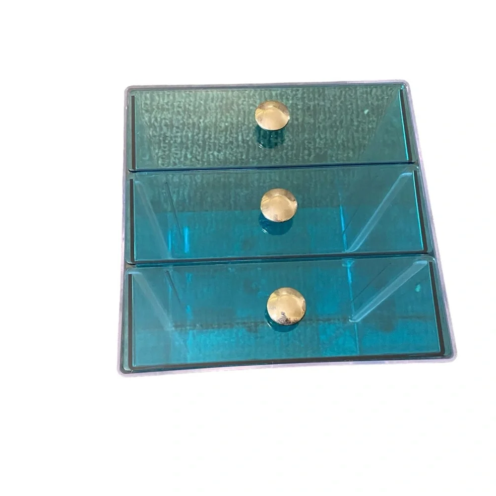 Plastic 3 Drawer Square Vanity, 6.5” X 6.5” X 6.5”